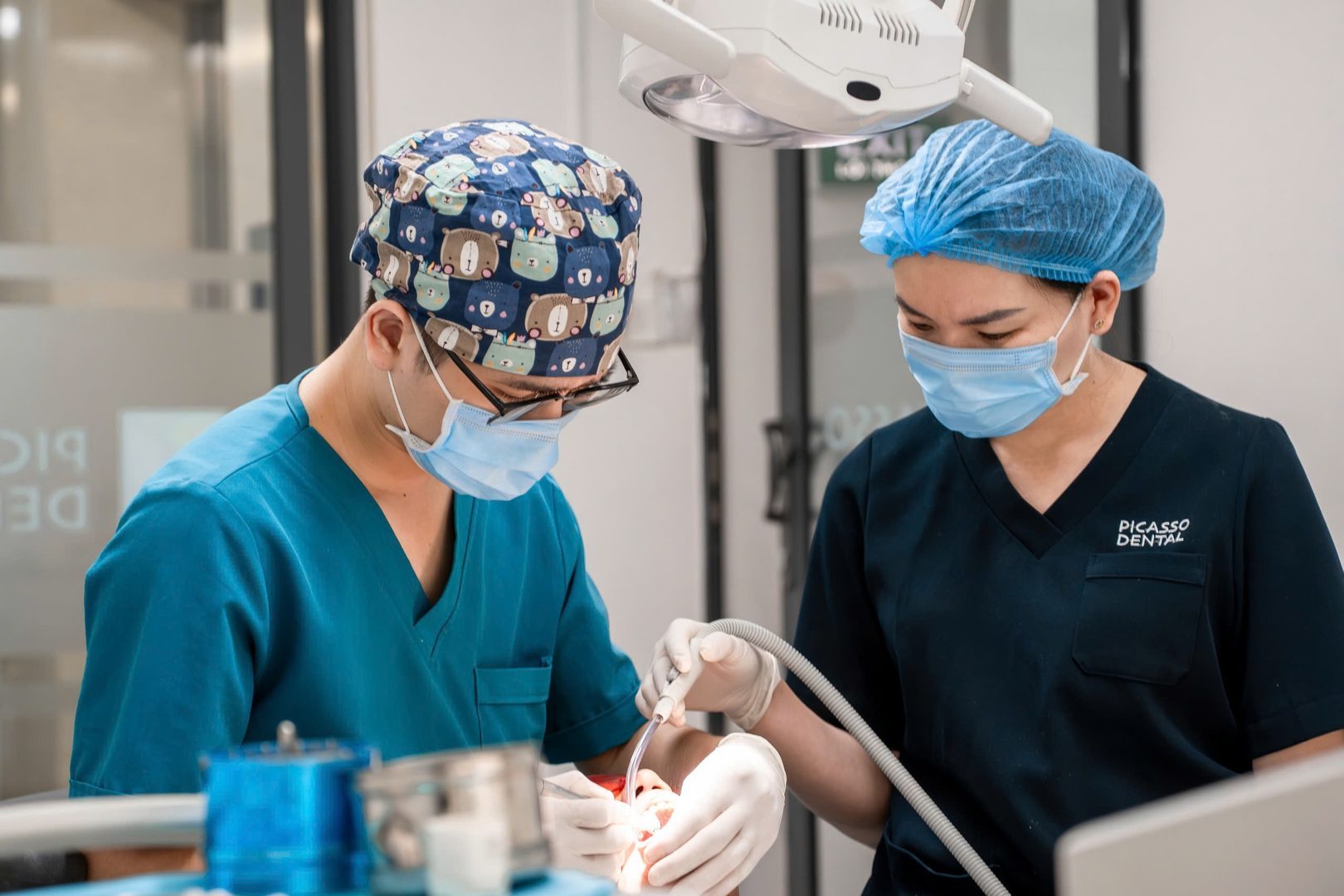 Dental surgery team at work at Picasso Dental Clinic - Da Nang Flagship