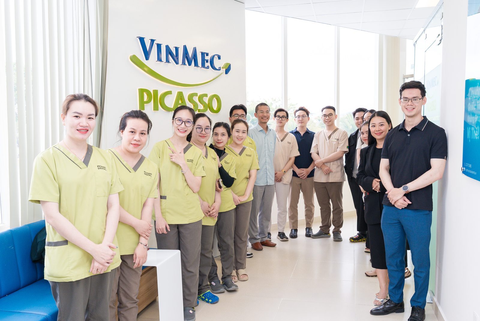 Invisalign consultation at Picasso Dental Da Nang Vinmec