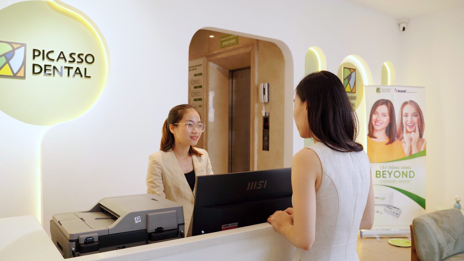Reception at Picasso Dental Hanoi Westlake