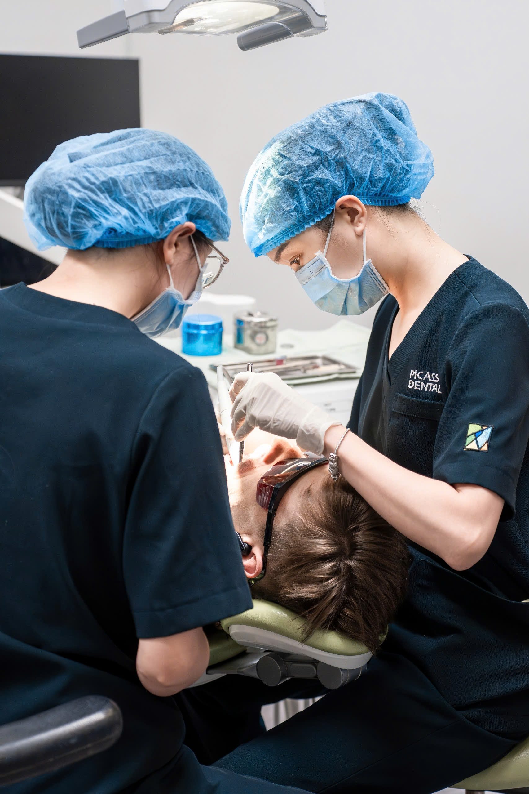 Veneer bonding procedure at Picasso Dental Clinic